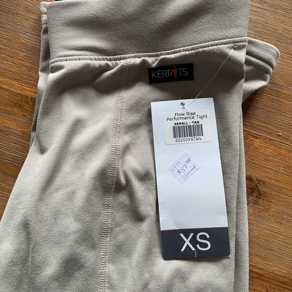 Kerrits Flow Rise Performance Tight - NWT - XS Tan